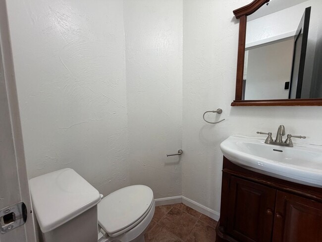 Photo - Beautifully remodeled Home in NE Anchorage
