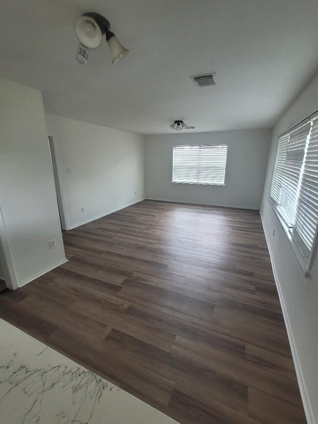 Photo - 1212 Rebecca Dr