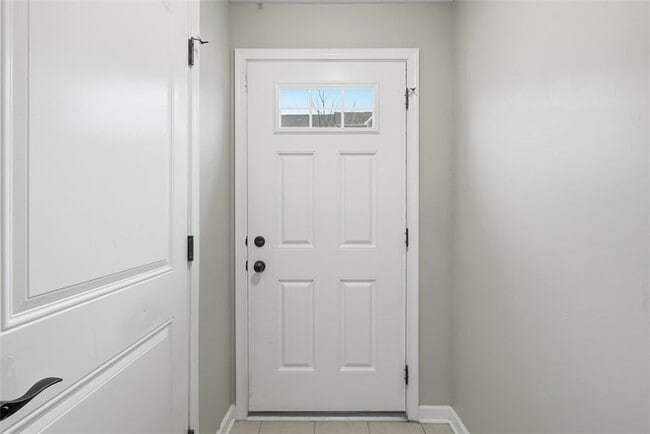 Photo - 1204 Pointe View Dr