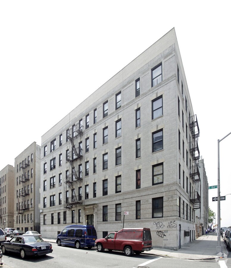 Photo - 442 E 184th St
