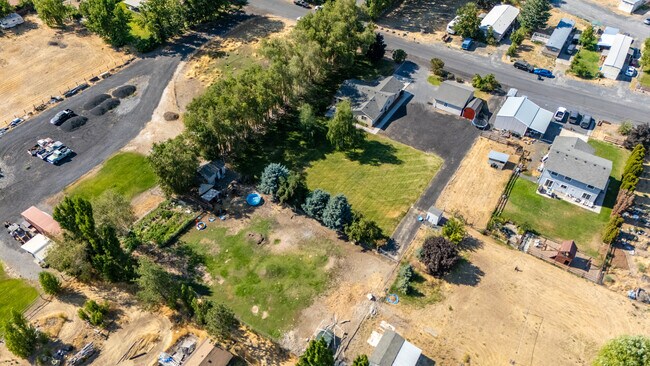 Photo - 7887 Dahl Rd NE