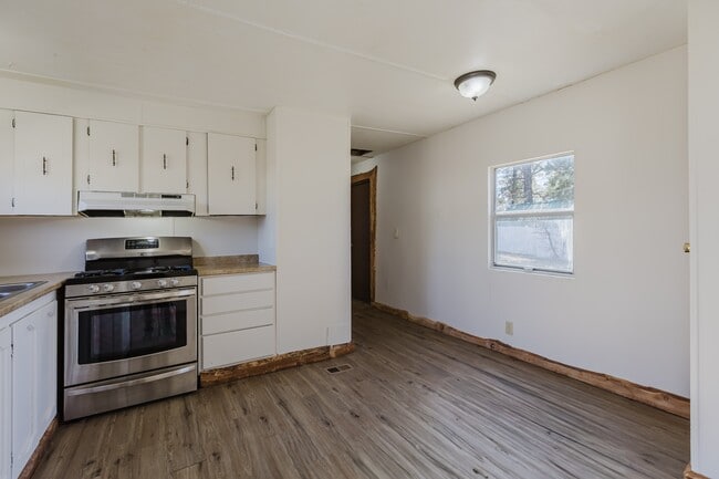 Photo - 118 Homestead Dr