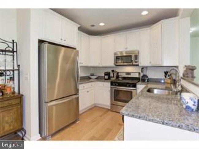 Photo - 4536 Champions Run Unidad 4536