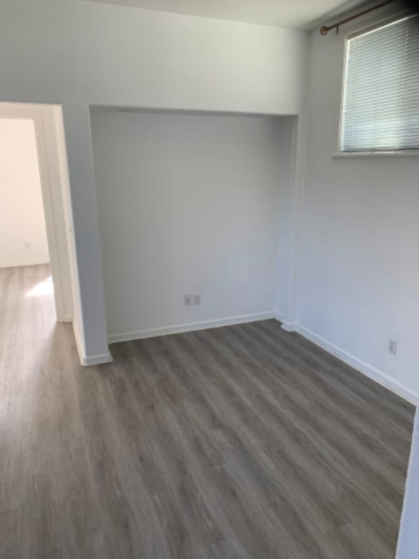 Photo - 2019 E 20th St