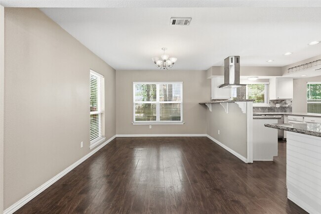 Photo - 971 N Red Cedar Cir