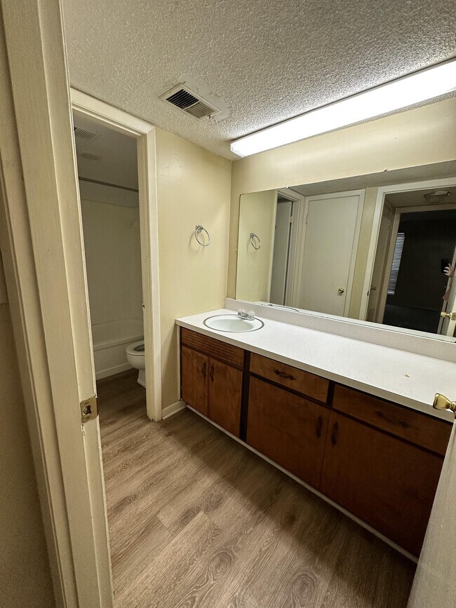 Photo - 1846 S Lee St Unit 1846-D