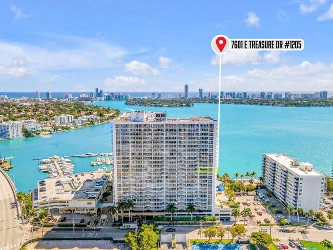 Building Photo - 7601 E Treasure Dr Unit 1205 Rental