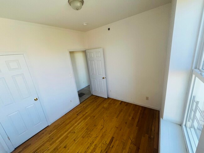 Photo - 250 S Orange Ave Unit 8