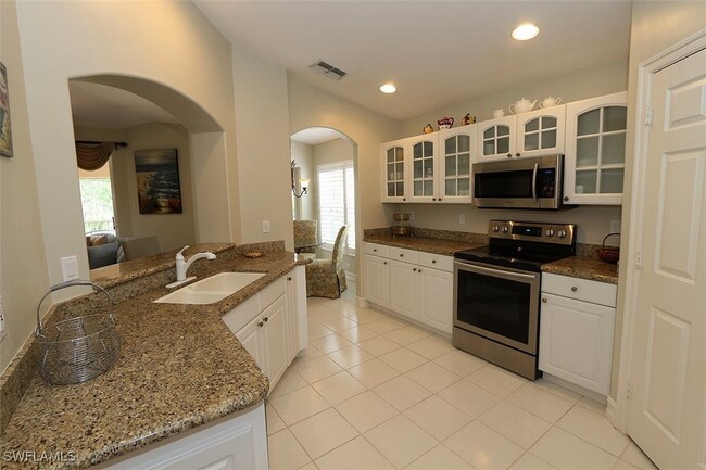 Photo - 913 Carrick Bend Cir Unidad 202