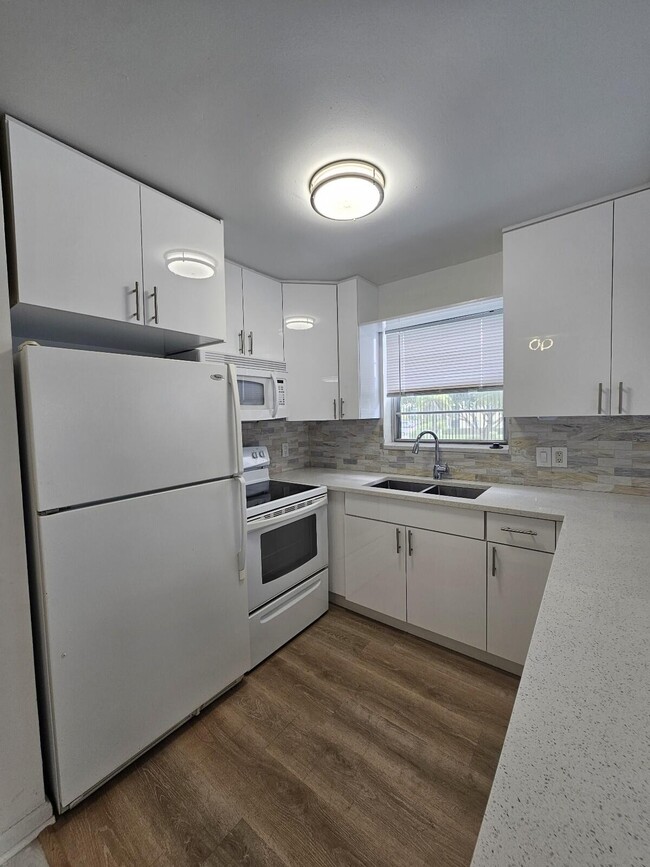 Photo - 105 Windsor E Unidad 105