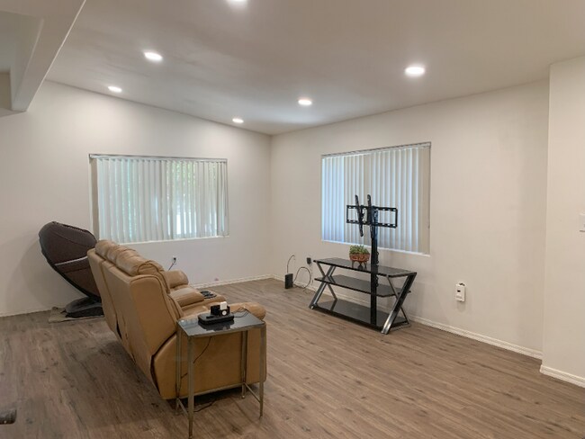 Photo - 685 Ocotillo Cir