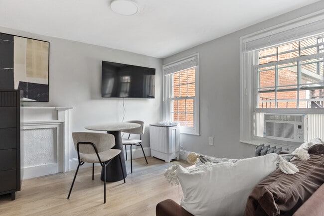 Photo - 14 Derne St Unit 301