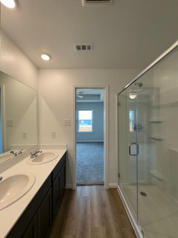Photo - 11131 Hollinger Cir