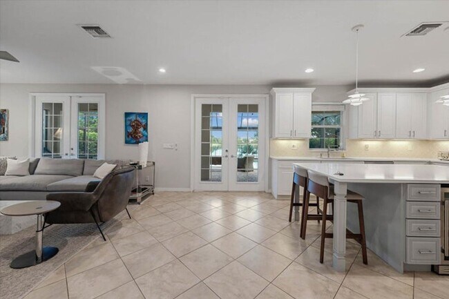 Photo - 10731 Ivanhoe Ln