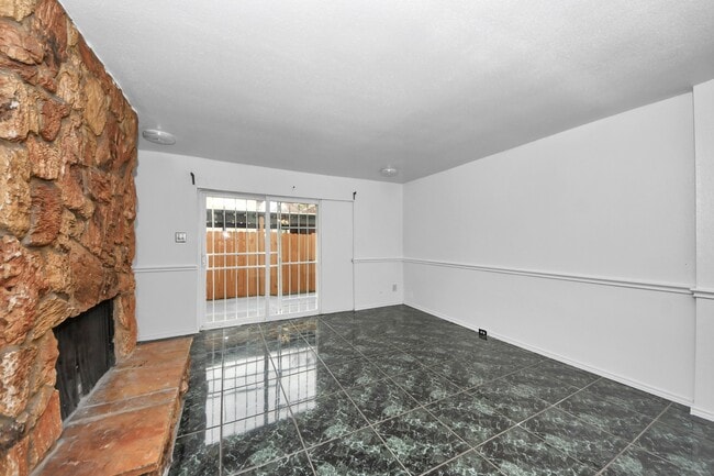 Photo - 7954 Grove Ridge Dr