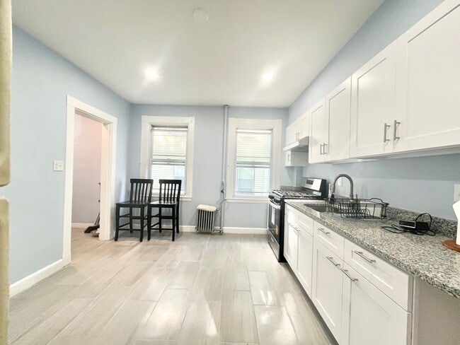 Photo - 300 Summit Ave Unit 1