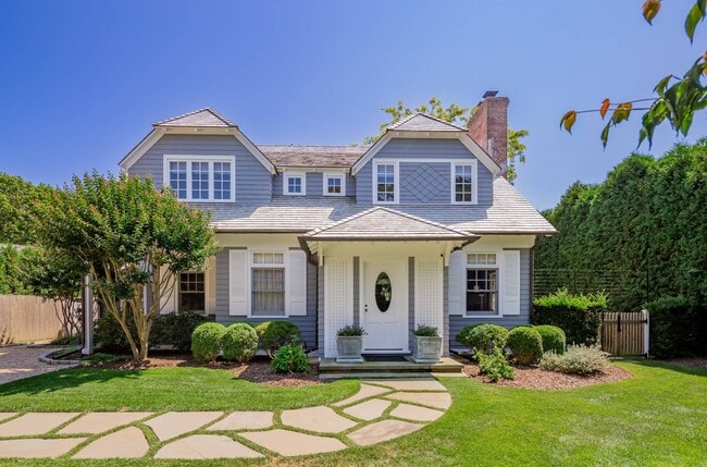 Photo - 88 Old Town Crossing