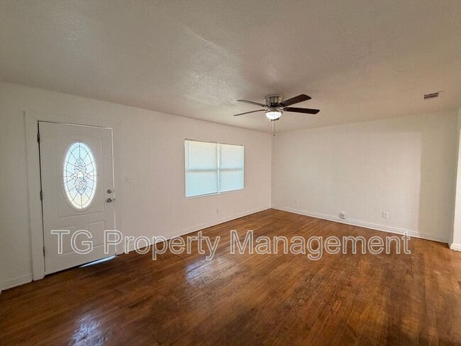 Photo - 937 Moravon Ave