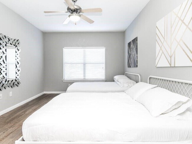 Photo - 2502 Leon St Unit 217