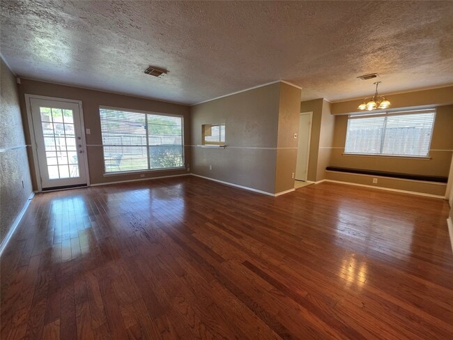 Photo - 463 Lost Rock Dr