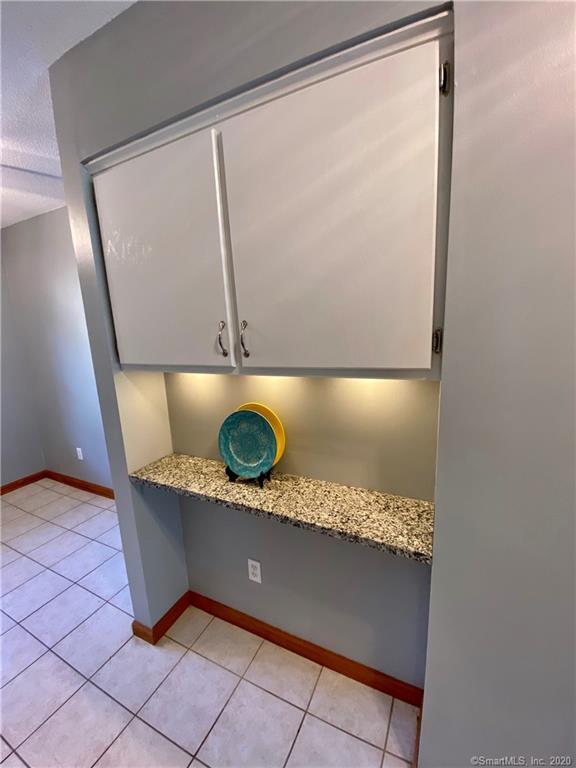 268 Hartford Turnpike Condo Unit E10 Condo for Rent in Tolland, CT