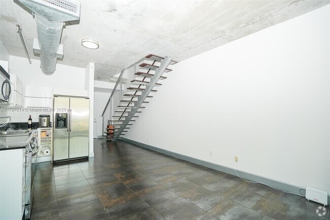 Building Photo - 690 SW 1st Ct Unit 1524 Rental