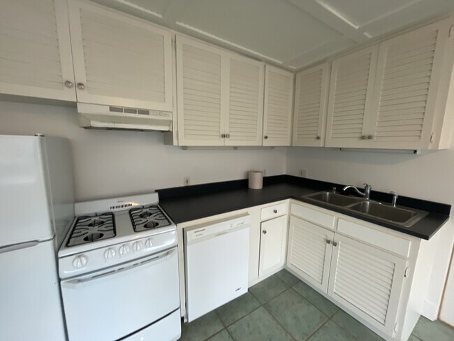 Photo - 8537 Greenwood Ave N Unidad Greenwood Ave