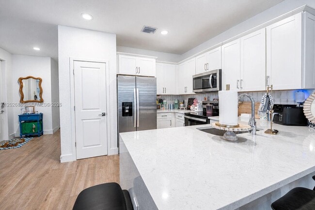 Photo - 16934 SW 2nd Ct