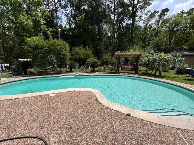 Building Photo - 16116 Green Manor Dr