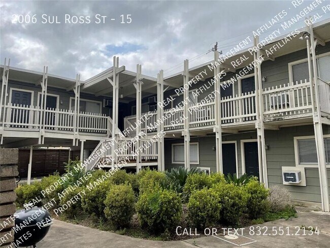Building Photo - 2006 Sul Ross St Unit 15