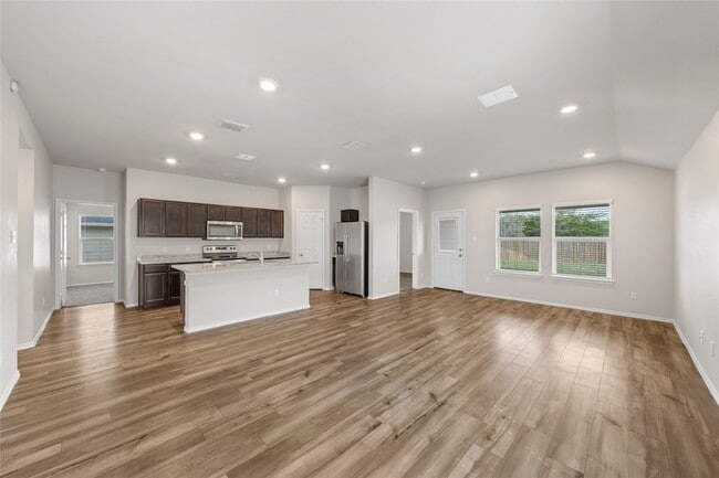 Building Photo - 6941 Guadalupe Rd Rental