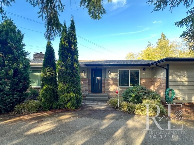 Photo - Mid-Century Modern Dream Home with Chef’s ...