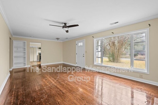 Photo - 935 Pauline Ave