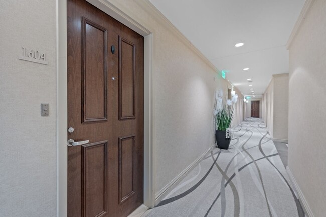 Photo - Elegant 1-Bed, 1-Bath Condo in Prime Virginia Beach Location!