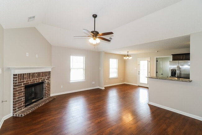 1075 Carib Loop W
