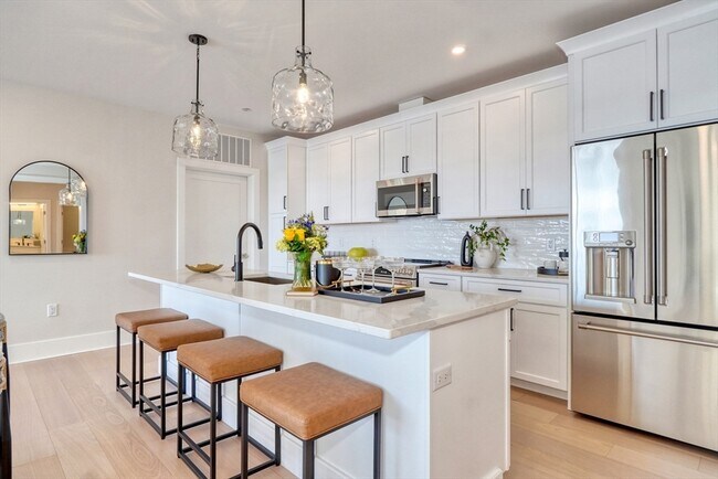 Photo - 62 Foundry St Unit 309