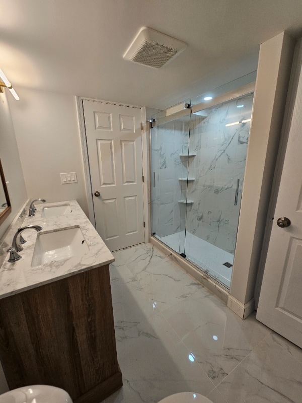 Photo - 8 Sussex Ln