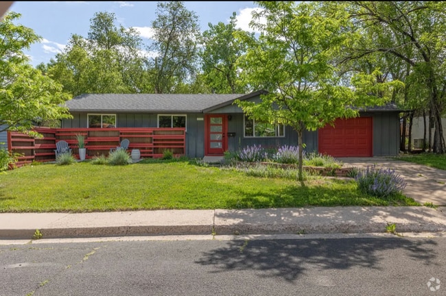 Building Photo - 930 36th St Rental