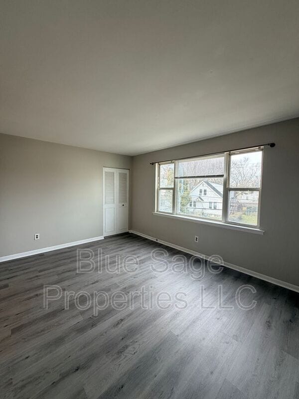 Photo - 727 Clifton Ave Unit 2