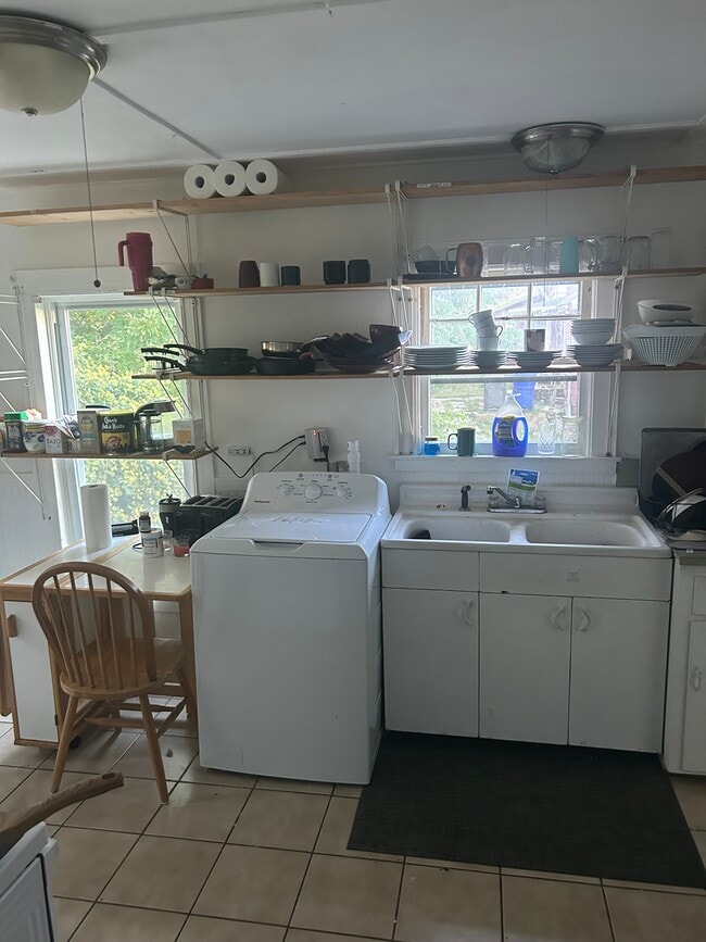 Kitchen - 30 Wall St Unit 30 Wall Stret Floor 2B