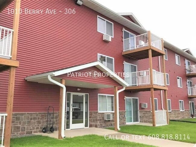 Photo - 1010 Berry Ave Apartment Unit 306