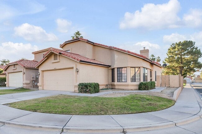 Building Photo - Beautiful Ahwatukee Home!