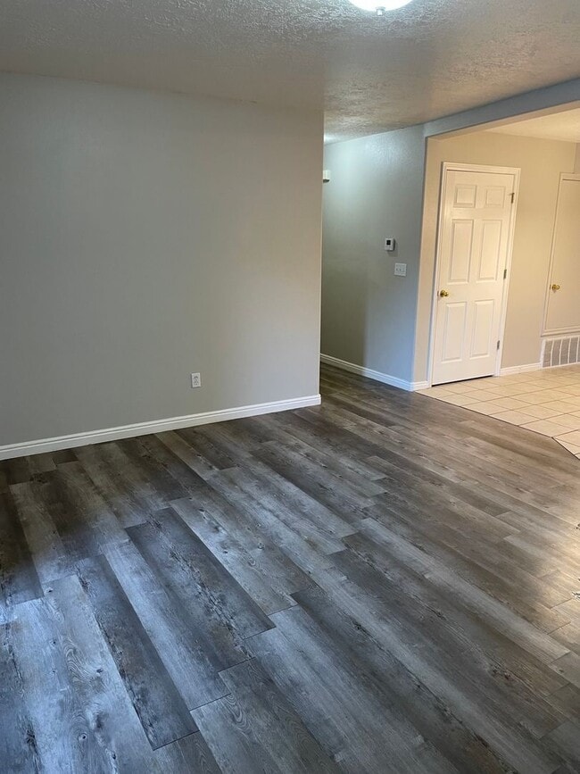 Photo - Willow Springs Condo