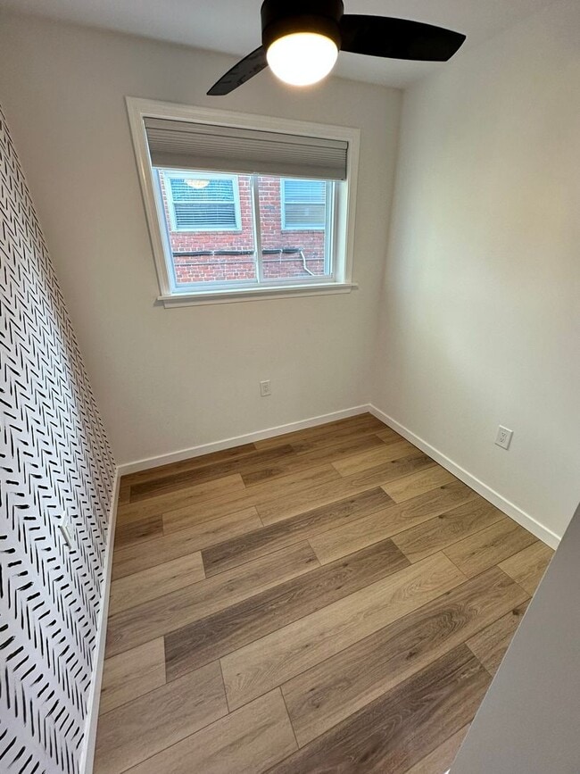 Photo - 222 Webster St NW Unit 2