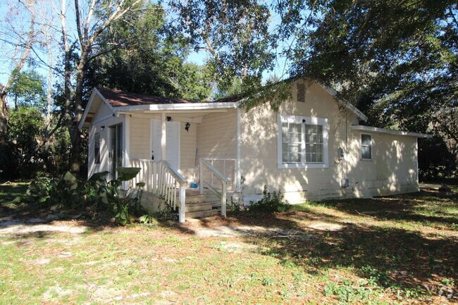 Building Photo - Convenient 3BD/1BA Home Near NAS Pensacola...