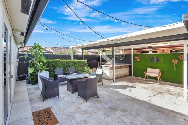 Photo - 10365 SW 9th Terrace