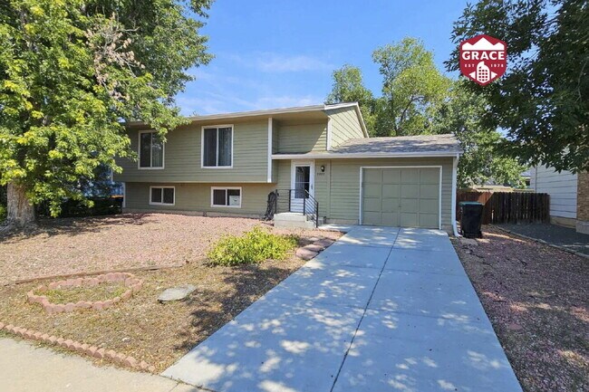 Building Photo - 3234 S Dudley St