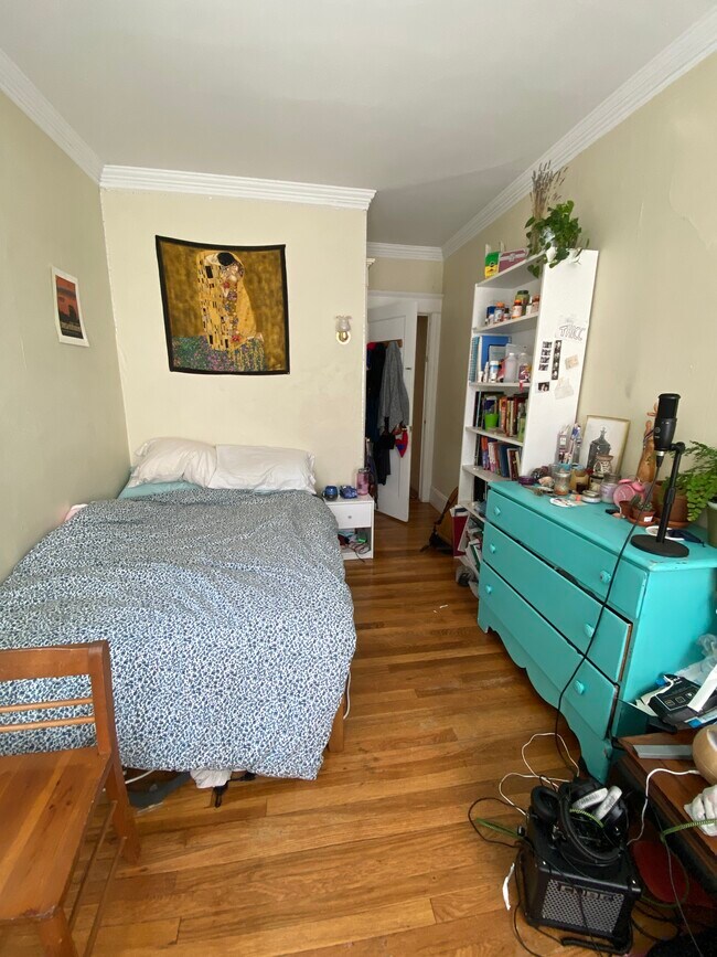 Photo - 28 Quint Ave Unit 5