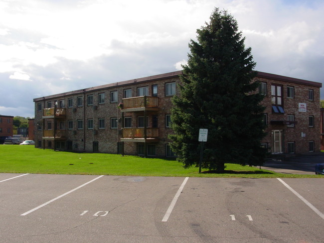 Building - 1370 7th St NW Apartments