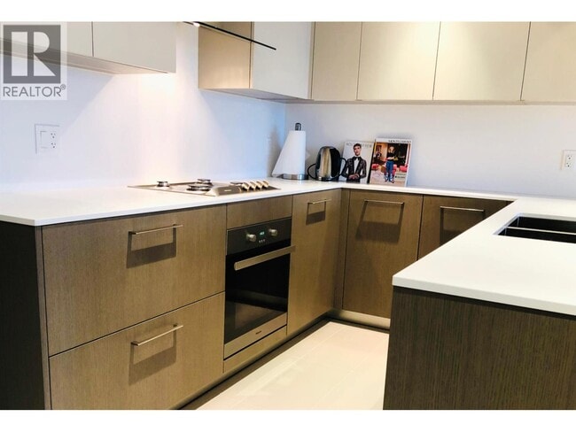 Photo - 6611 Pearson Wy Unit 9xx